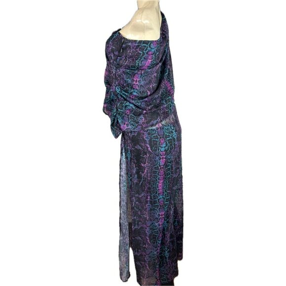 Fashion To Figure +2 Purple Sheer Snake Print Open Side One Shoulder Maxi Blouse - Picture 6 of 8